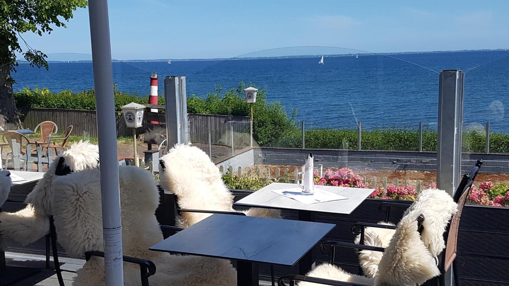 Strandappartements Steinberghaff "Kegnaes" Mit Meerblick Und Sauna Steinberg  Luaran gambar